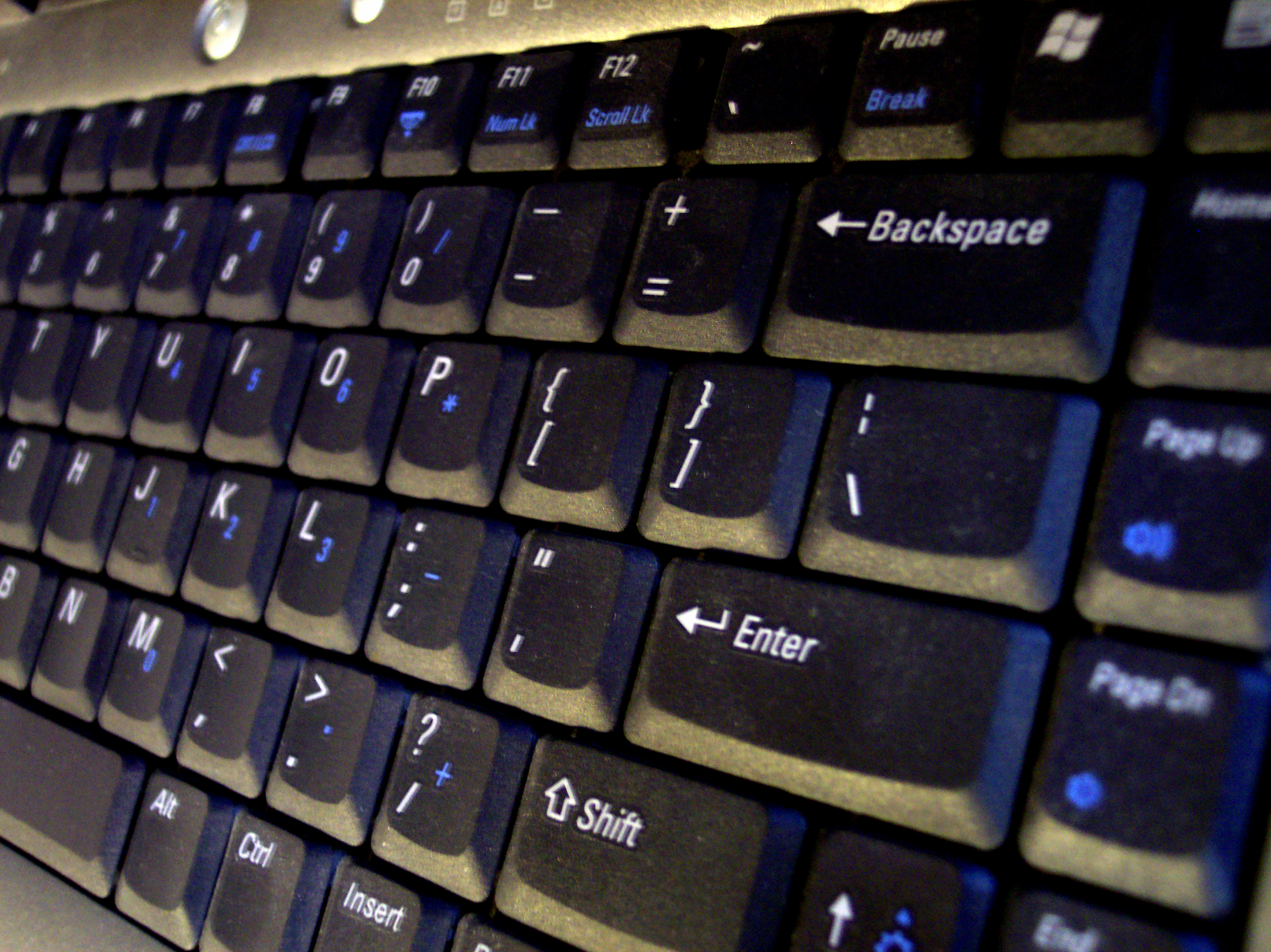 7 Reasons You Should Outsource Your It Helpdesk Touch Support